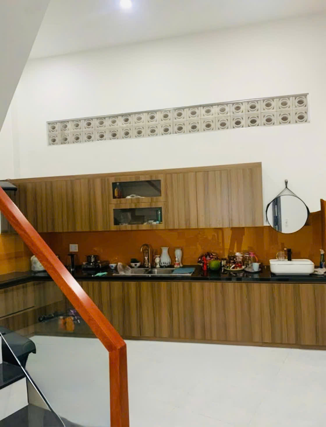 TRUNG TÂM CMT8 – GIÁP Q3 Q10 – NHÀ MỚI 4 TẦNG – NGANG 6M NỞ HẬU – 92M² - Ảnh 1